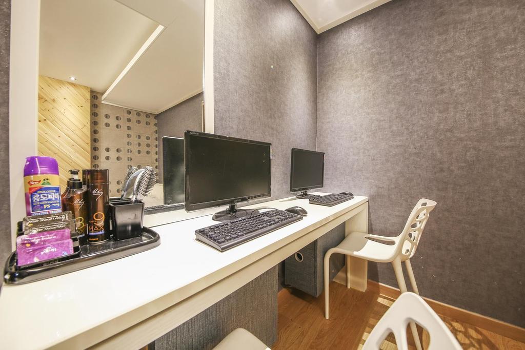 Richi Hotel Suwon Exterior foto